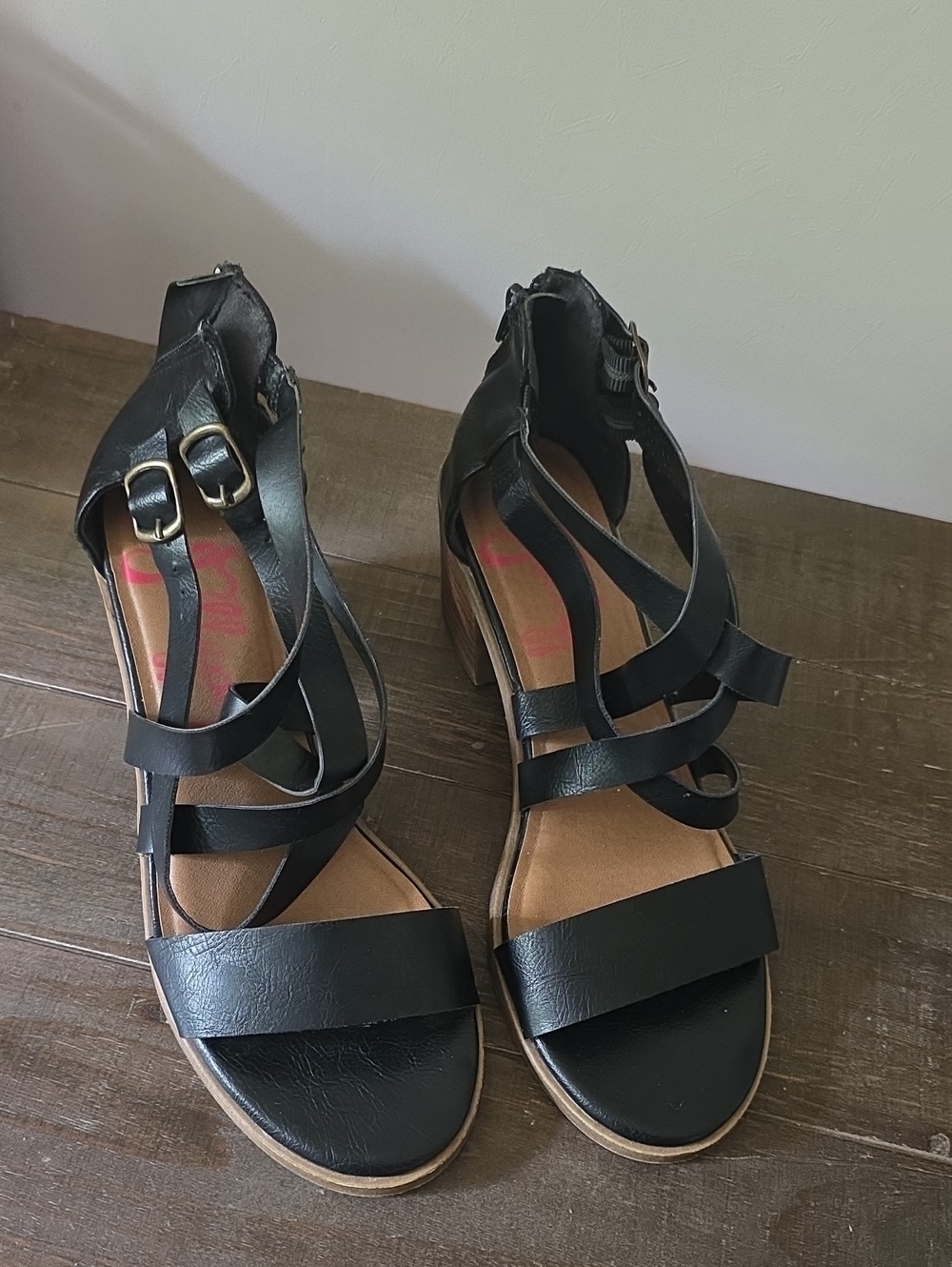 Women's Black Strappy Block Heel Sandals Worn Once.